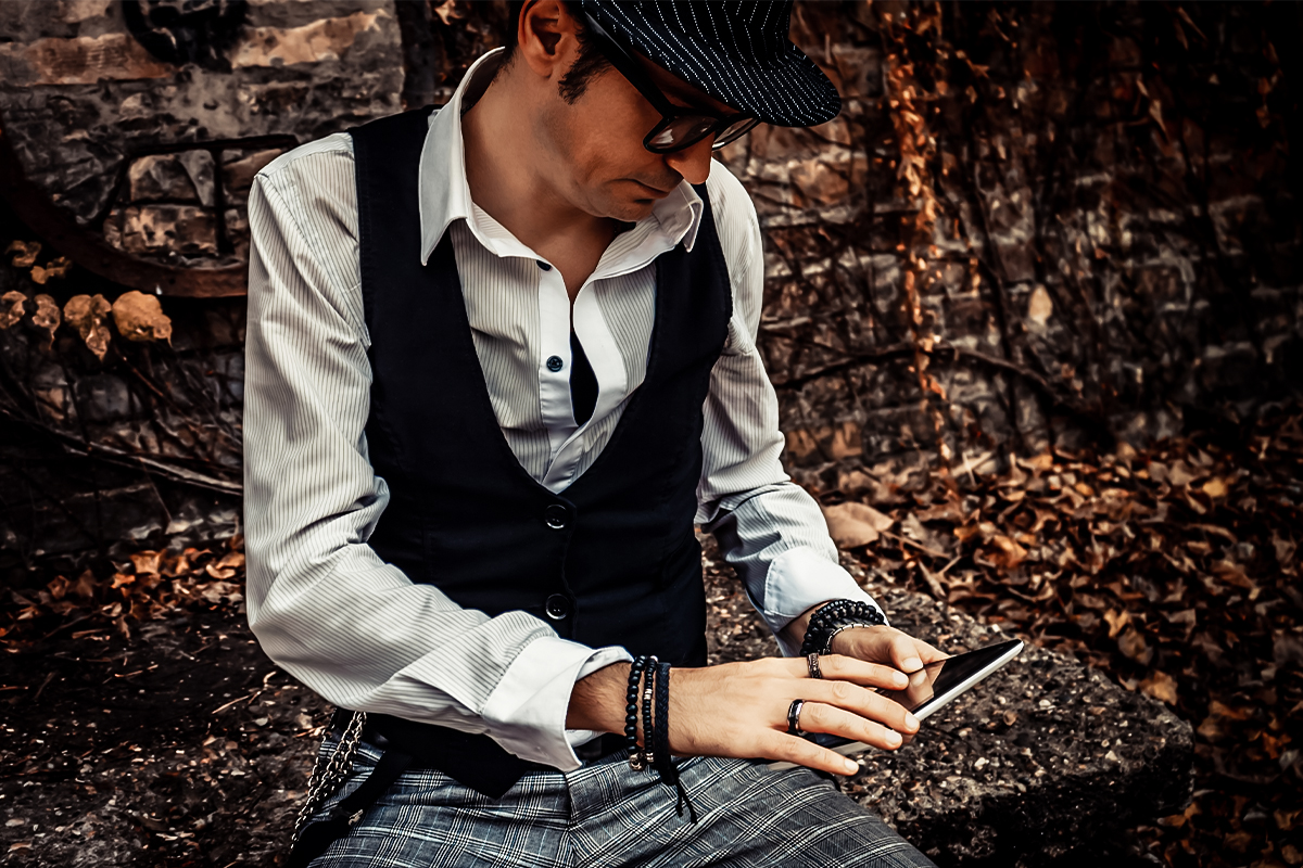 From Page to Pavement: Turning Magazine Looks into Wearable Style